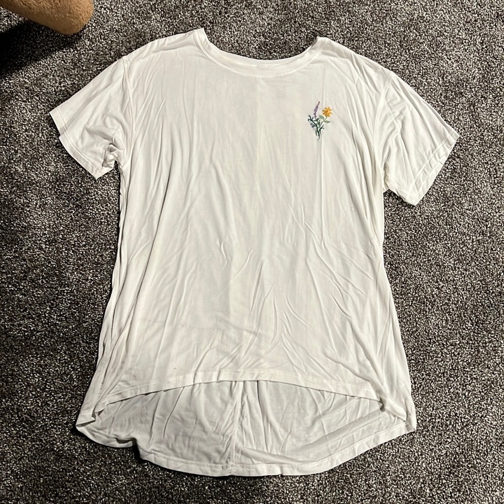 Oversized tee